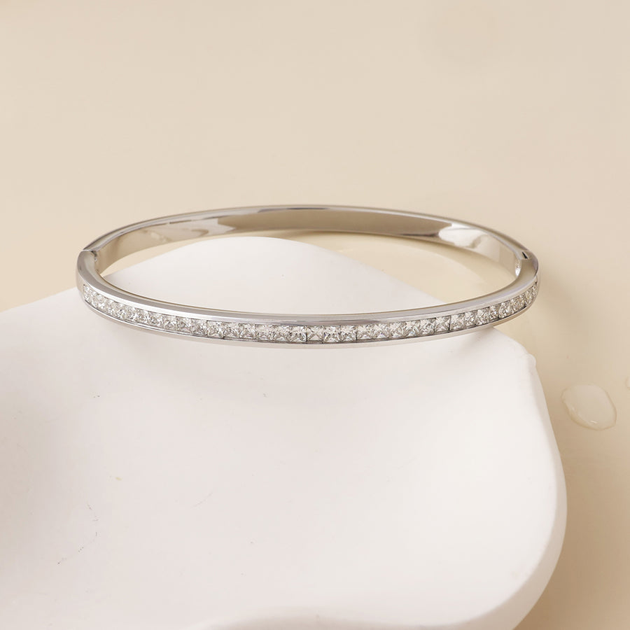 (241) Elera, Crystal Inset Bangle