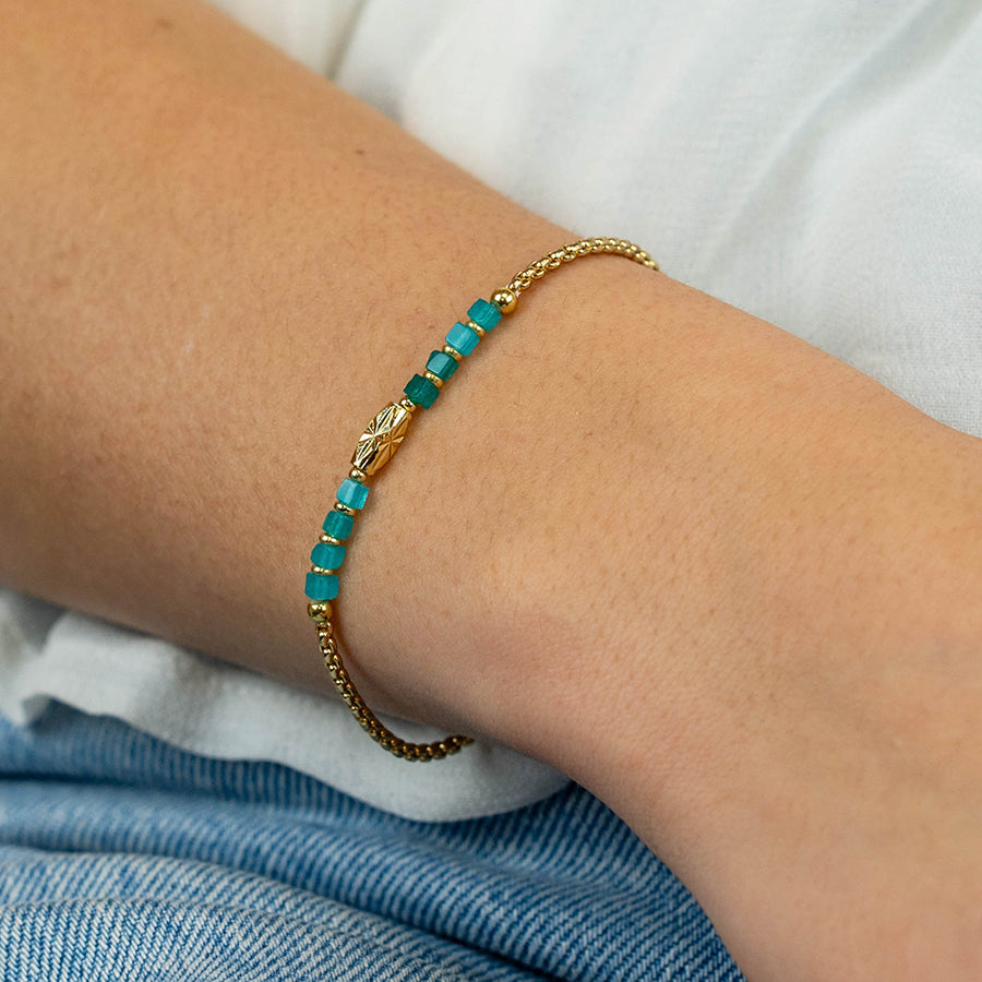 4009 - Gold Chain & Aqua Bead Bracelet