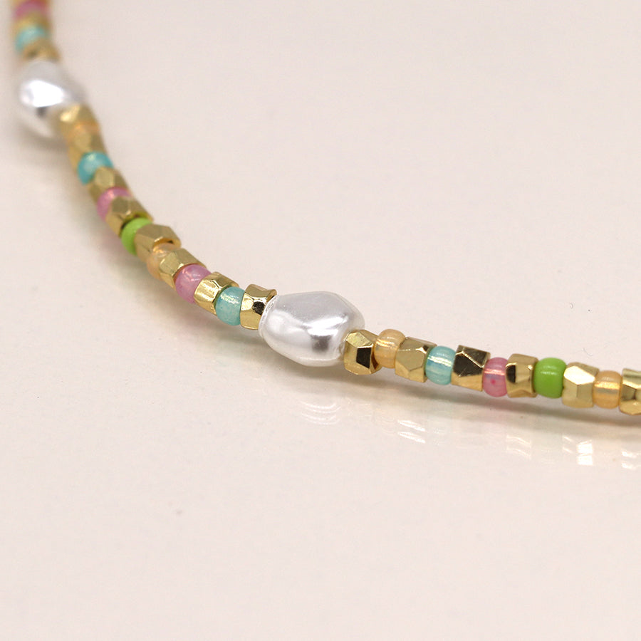 4313 - Gold & Pastel Necklace with Pearls