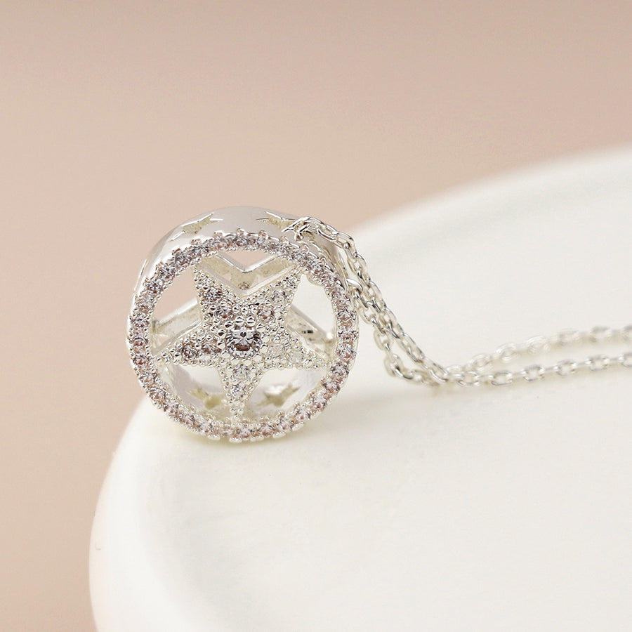 4471 - Silver Plated Star in Circle Necklace