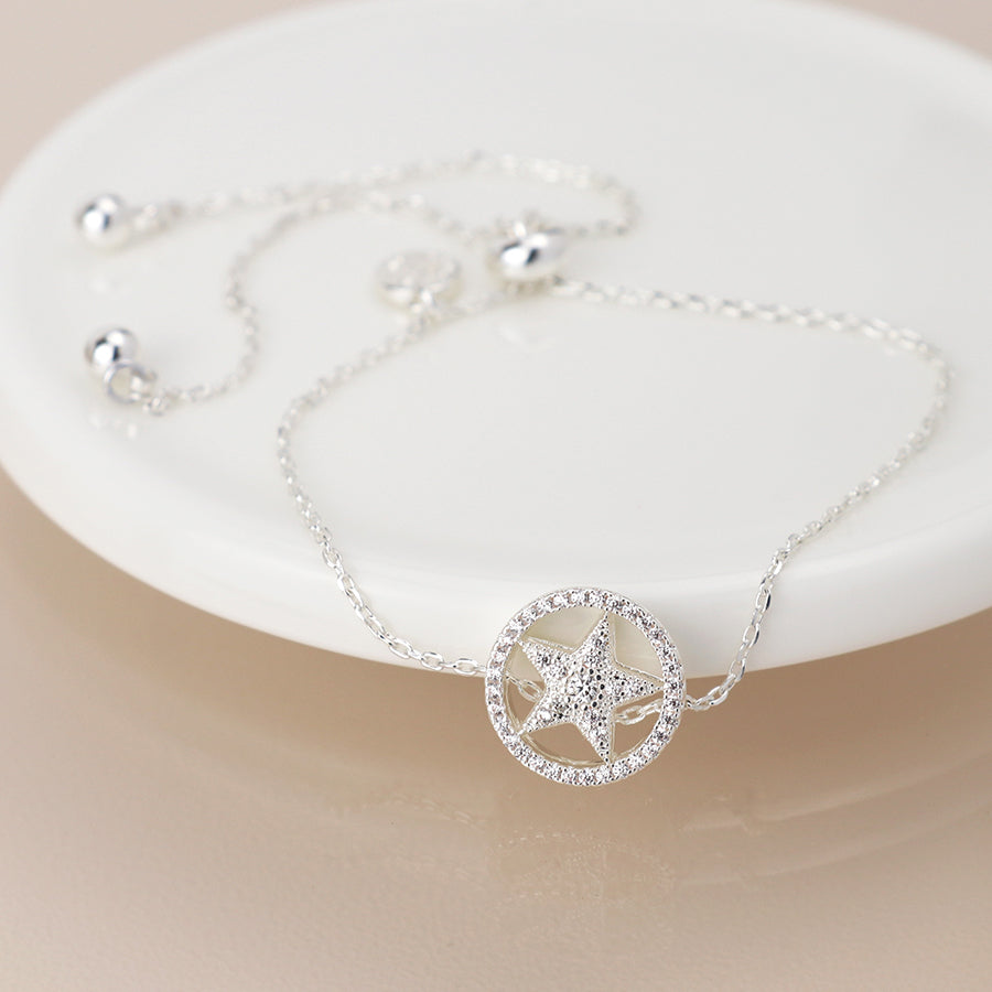 4472 - Silver Plated Star in Circle Bracelet