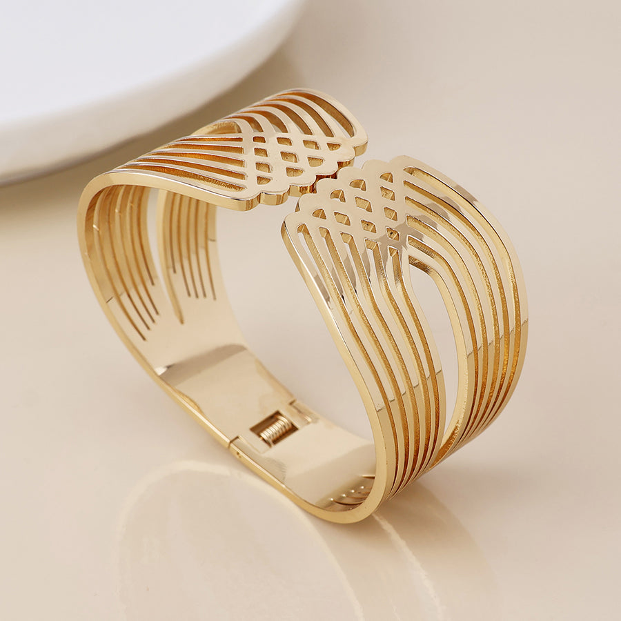 (028) Deco, Gold Cuff Bangle