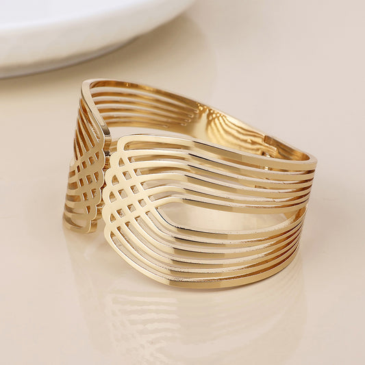 (028) Deco, Gold Cuff Bangle