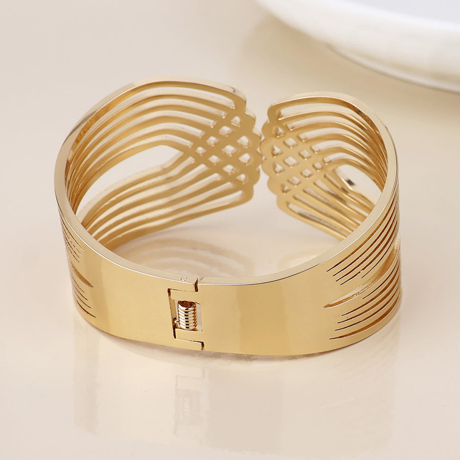 (028) Deco, Gold Cuff Bangle