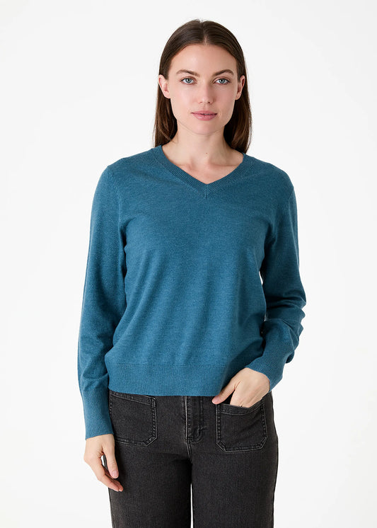 Mariner Super Soft Fitted V Neck Jumper