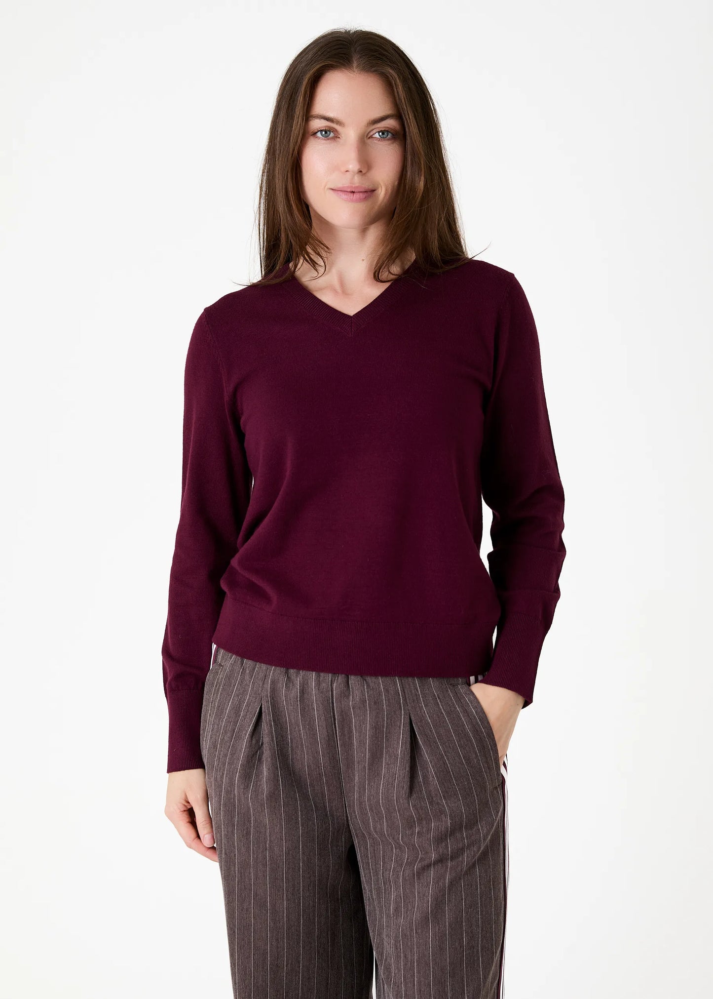 Merlot, Fitted V Neck Jumper