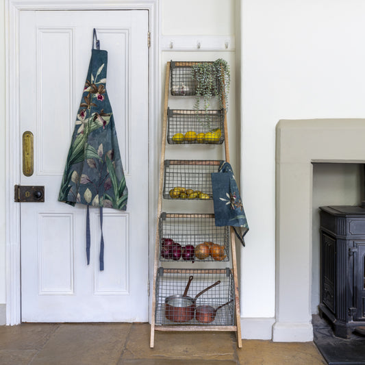 Display Ladder with Wire Basket