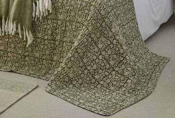 Provence Quilted Throw - Olive