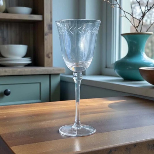 Circle Leaf Large Wine Glass