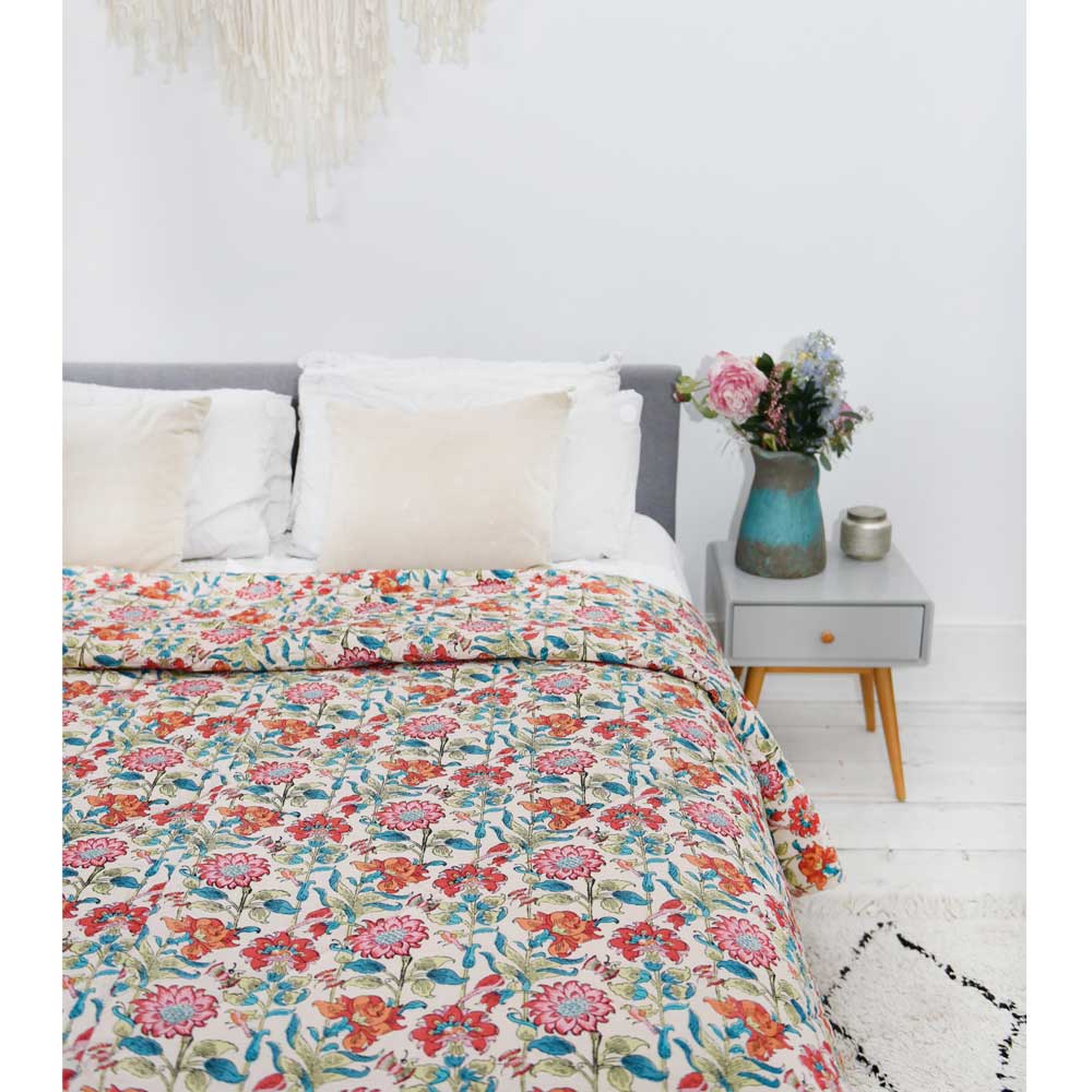 Floral Garden Print Quilt