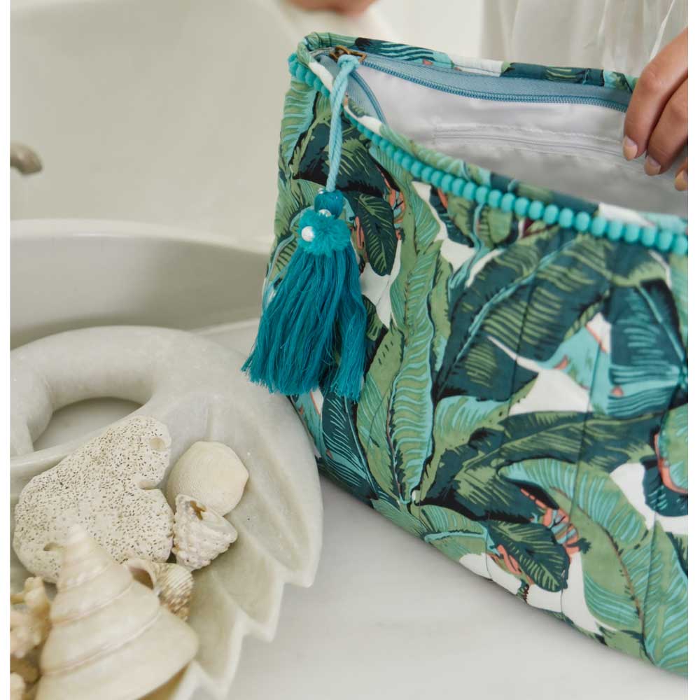 Green Leaf Print Lined Wash Bag