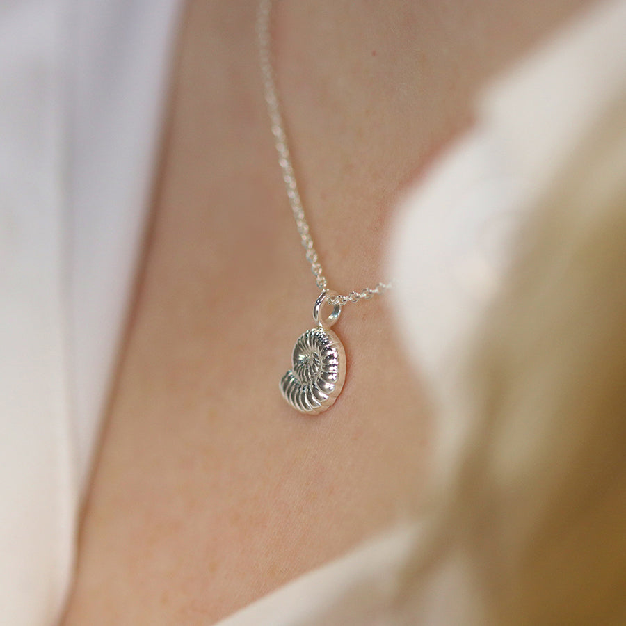 1086 - Ammonite Pendant Necklace - Sterling Silver