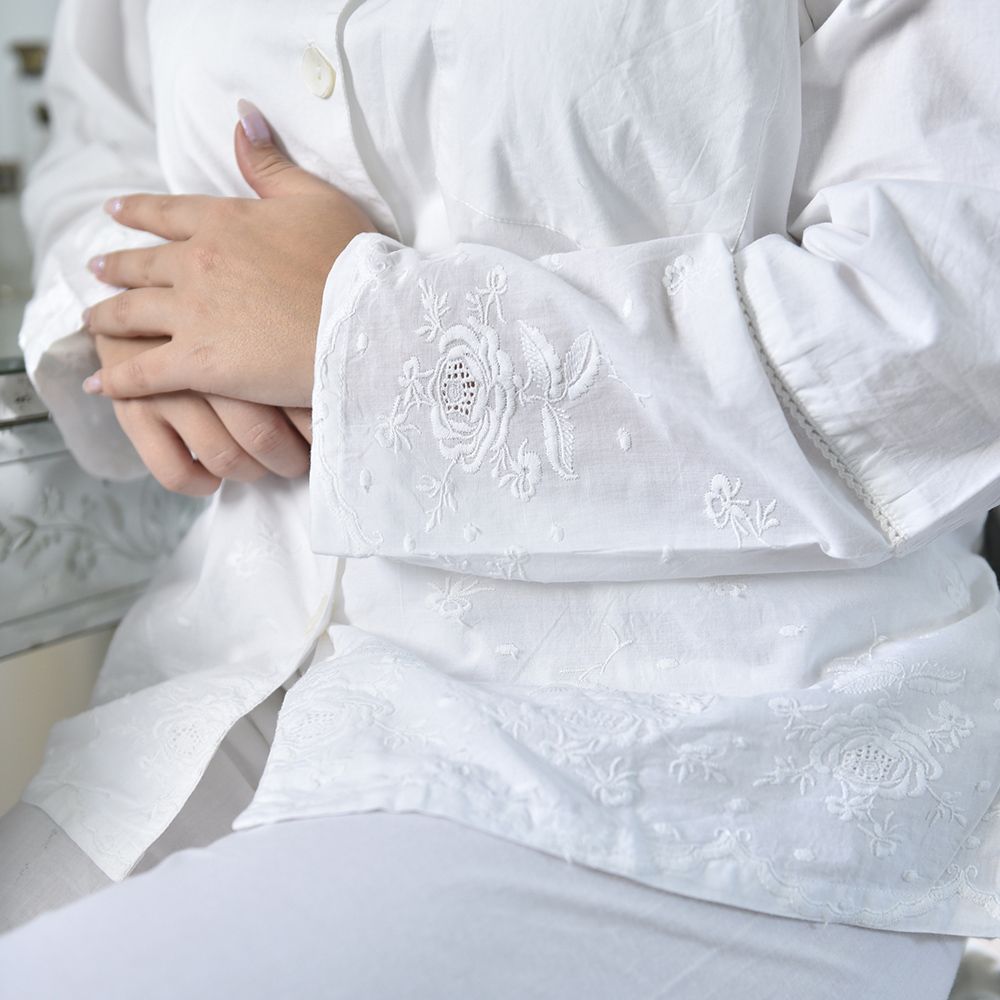 Julia, White Embroidered Pyjamas