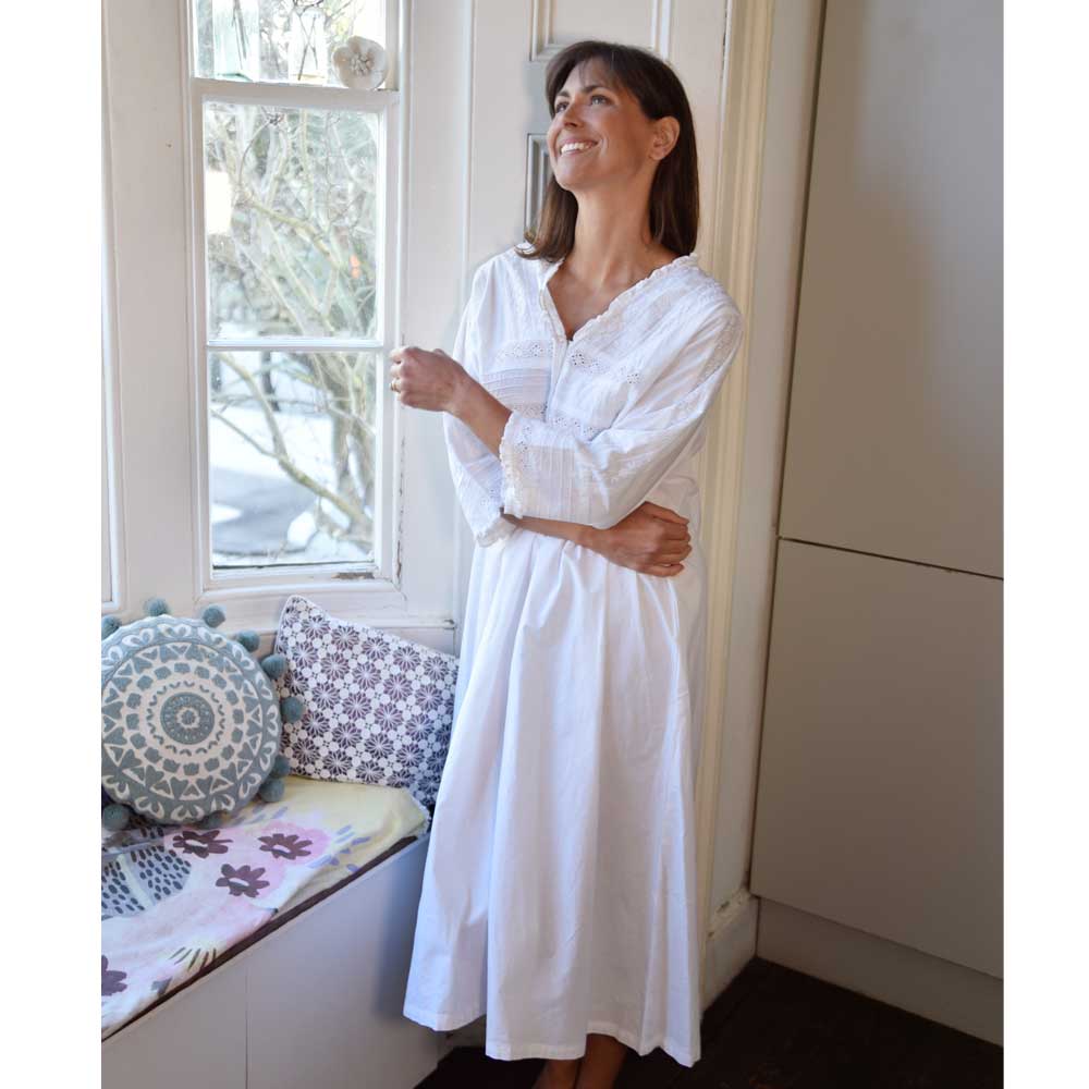 Elizabeth Long Sleeve White Nightdress