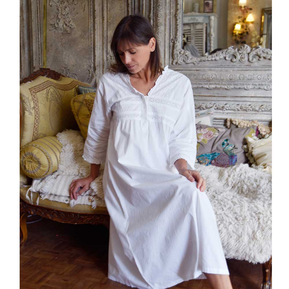 Elizabeth Long Sleeve White Nightdress
