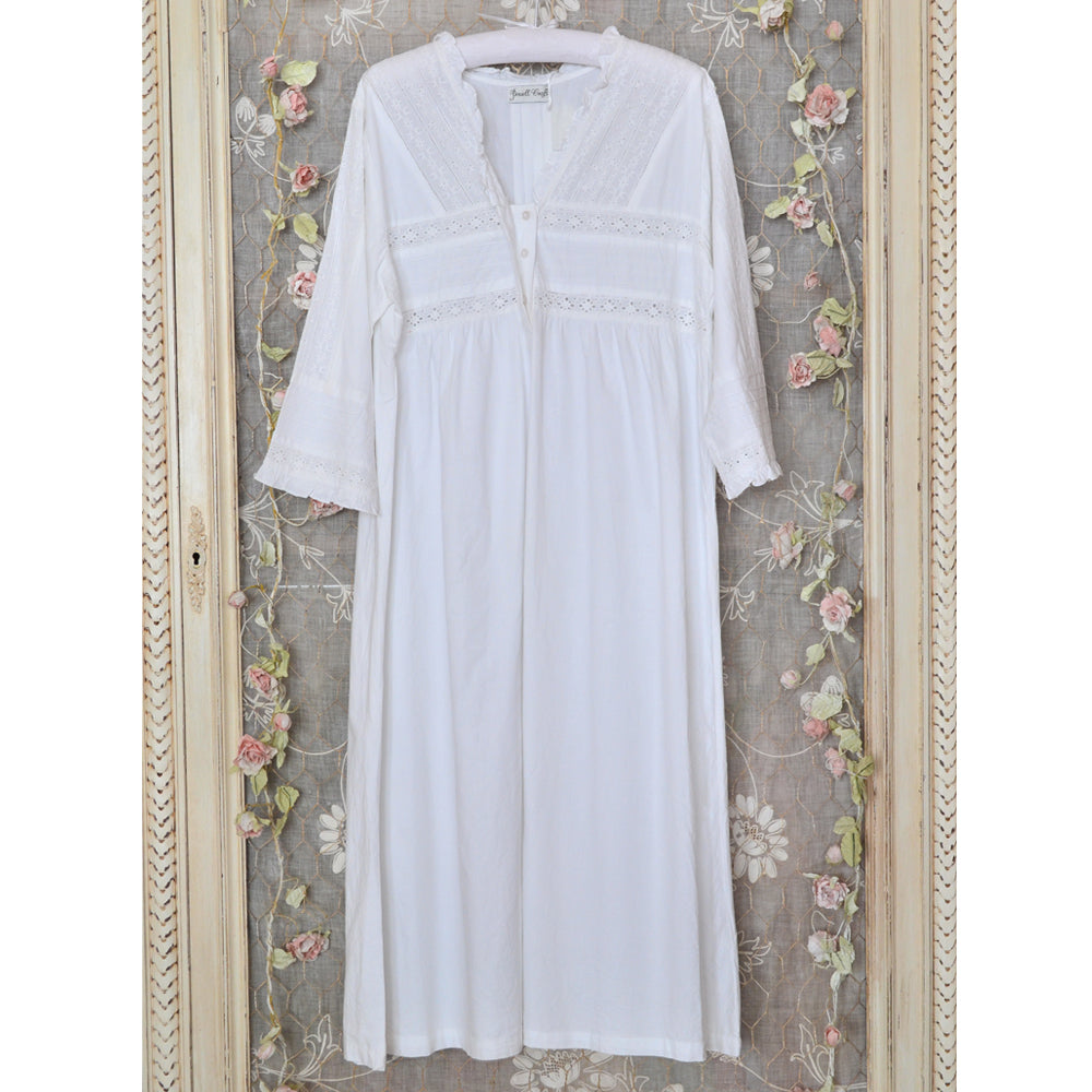 Elizabeth Long Sleeve White Nightdress