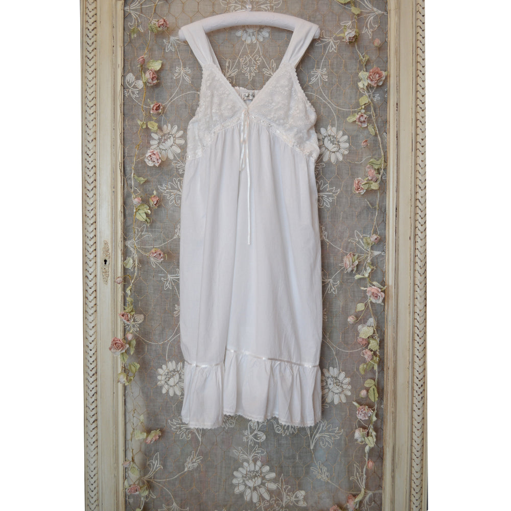 Rachael White Embroidered Nightdress