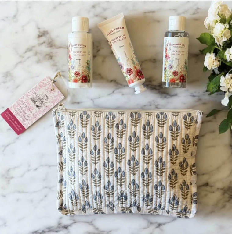 Weekend Pamper Set - Secrets of the Valley -  Blue & White
