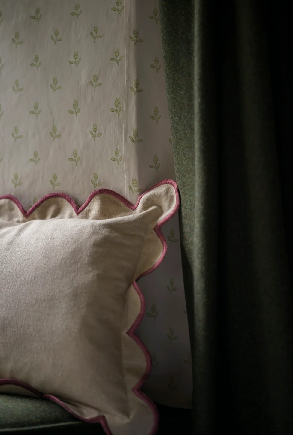 Scallop Cushion - Pomegranate