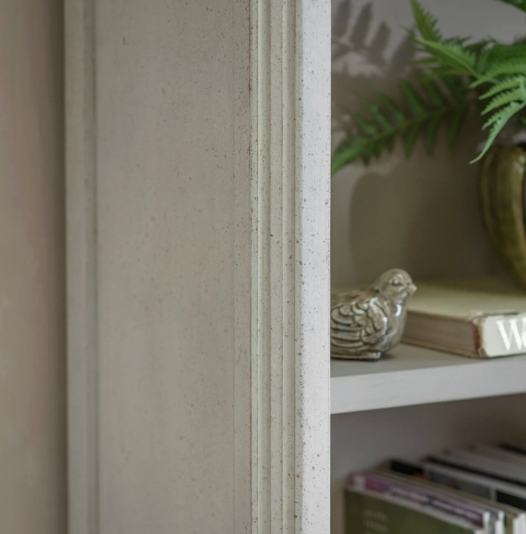 Loumarin Bookcase