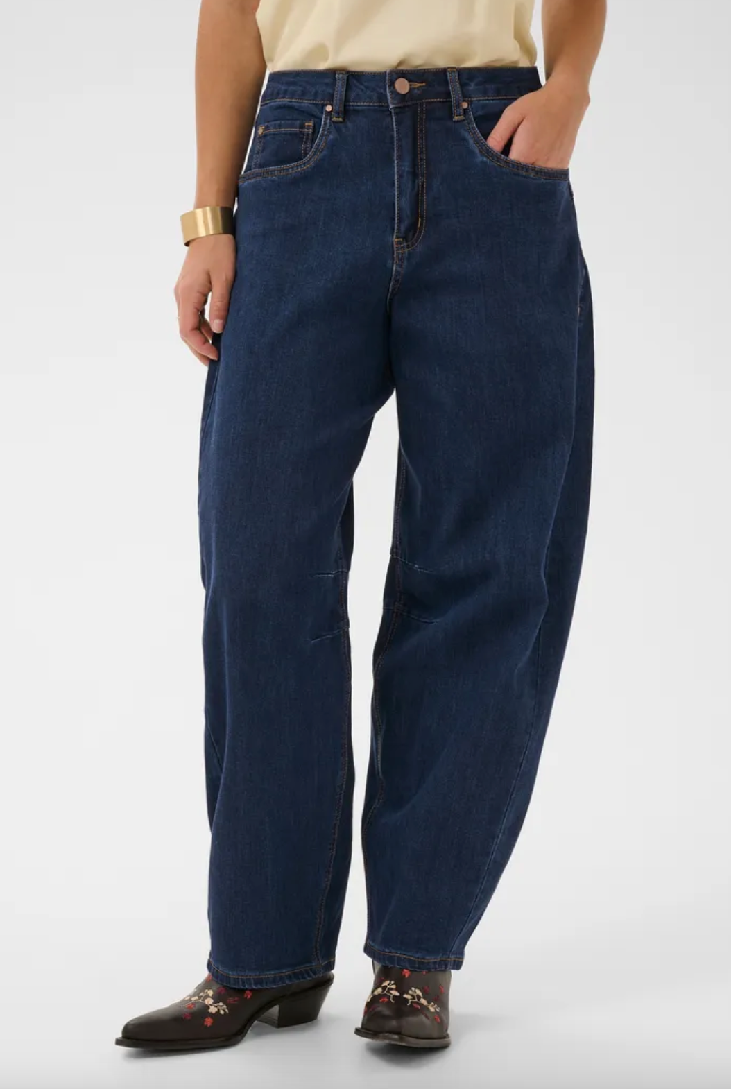 Bahren, Dark Blue Balloon Jeans