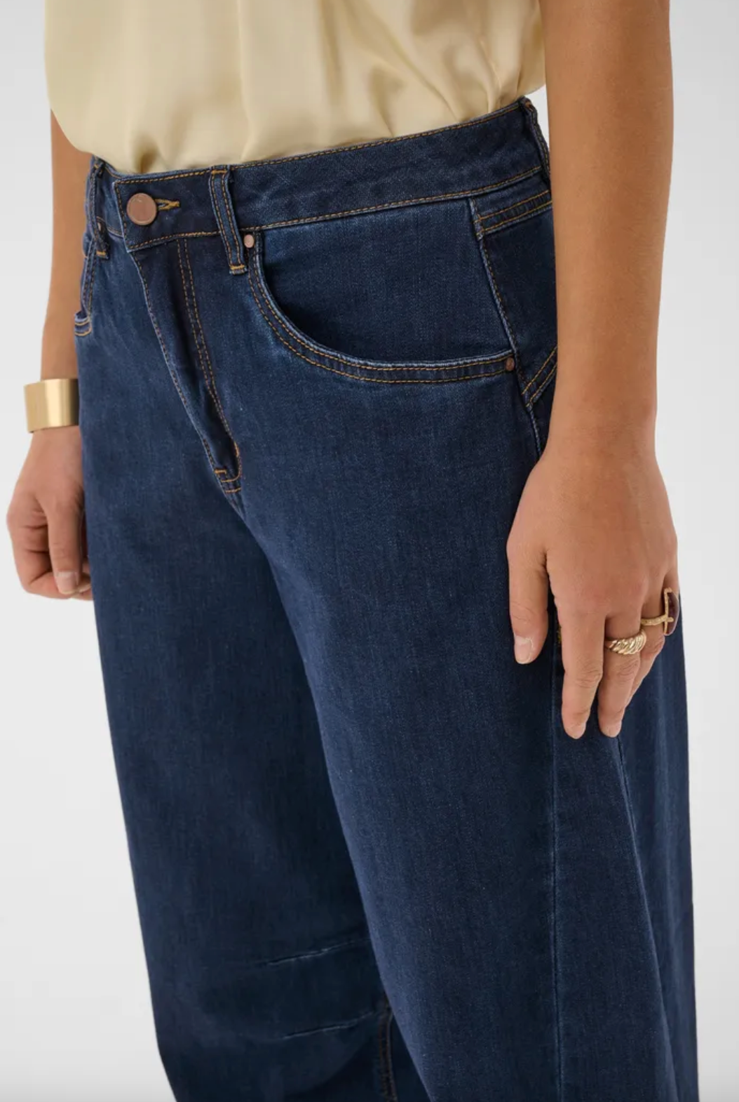 Bahren, Dark Blue Balloon Jeans