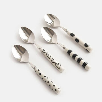 Set of 4 Mono Patterns Teaspoons