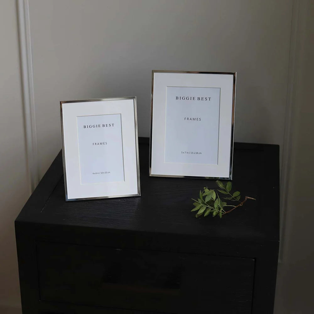 Thin Border Silver Frame - 5x7