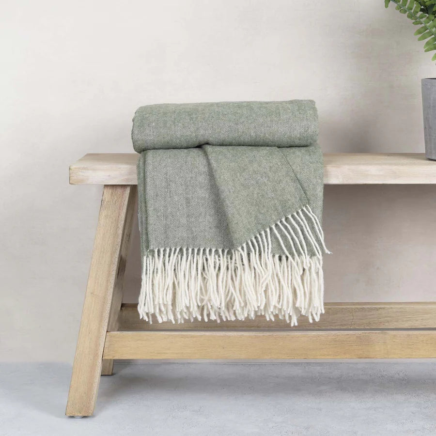Anna Pure Wool Throw - Olive